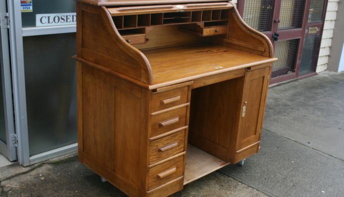 3 different rolltop Desks 2