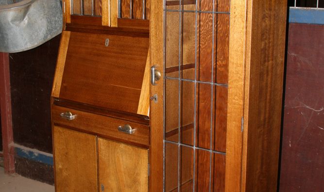 Hardwood Combination Desk/bookcase 10