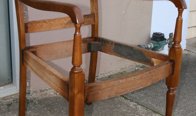 Hardwood Bridge Chair 11