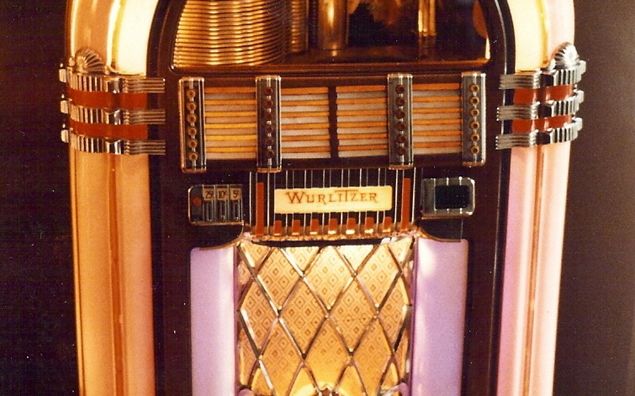 couple of restored JukeBoxes 4