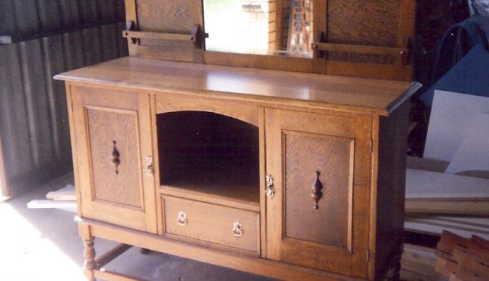 Twist Oak buffet 23