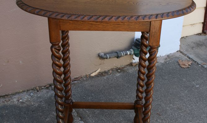 Twist oak Side Table 9