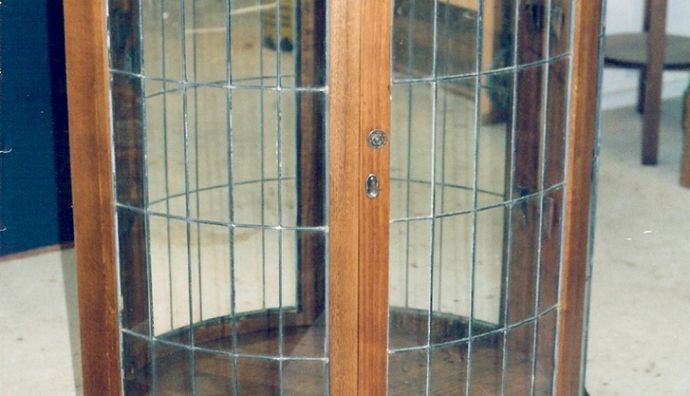 Half round Display Cabinet 7