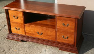 Custom alteration TV consol 5